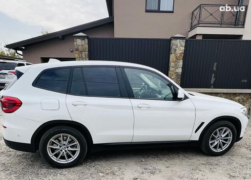 BMW X3 2018 белый - фото 5