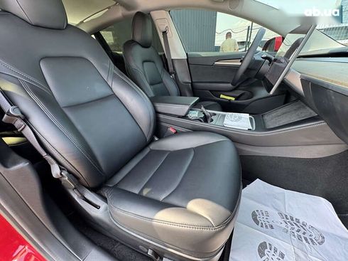 Tesla Model 3 2021 - фото 29