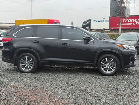 Toyota Highlander 2016 черный - фото 3