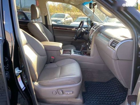 Lexus GX 2017 - фото 26