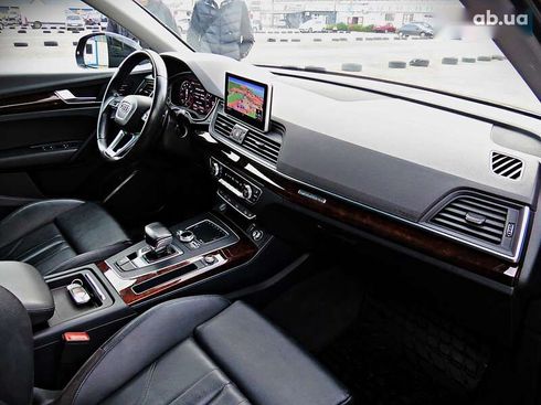 Audi Q5 2018 - фото 19