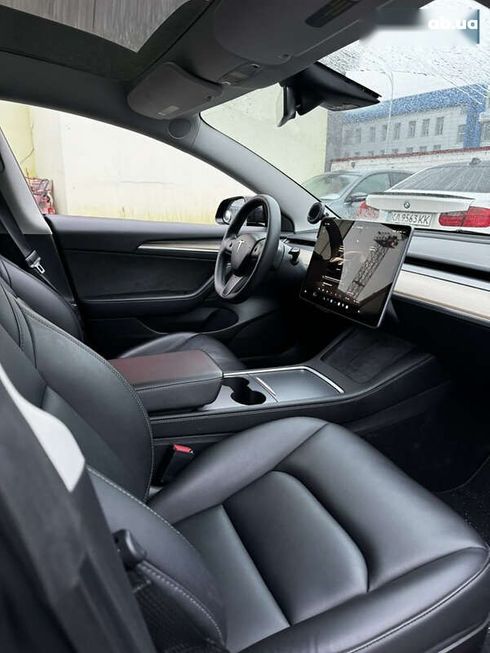 Tesla Model 3 2022 - фото 16