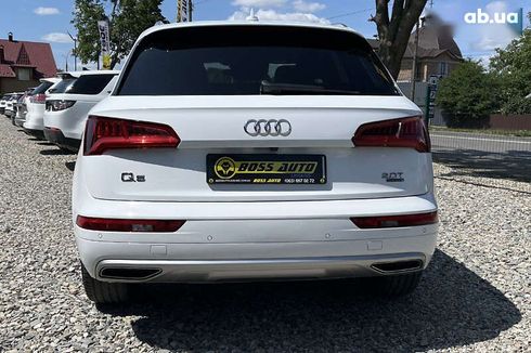 Audi Q5 2018 - фото 5