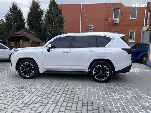 Lexus LX 2022 - фото 22