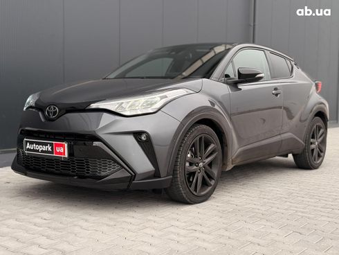Toyota C-HR 2022 серый - фото 18
