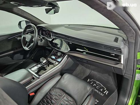 Audi RS Q8 2021 - фото 13