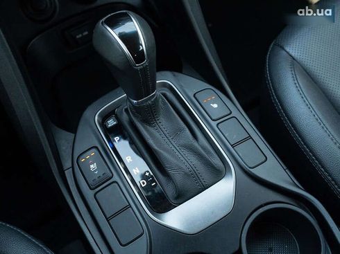 Hyundai Santa Fe 2012 - фото 29