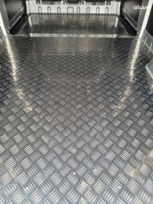 Wuling Electric Mini Cargo Van 2024 - фото 9
