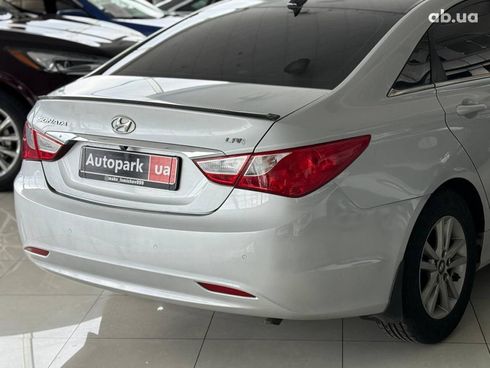 Hyundai Sonata 2014 серый - фото 8