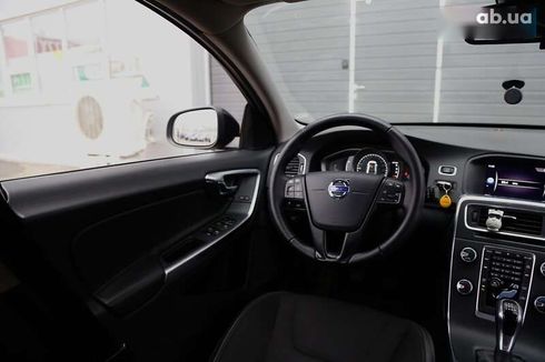 Volvo S60 2017 - фото 13