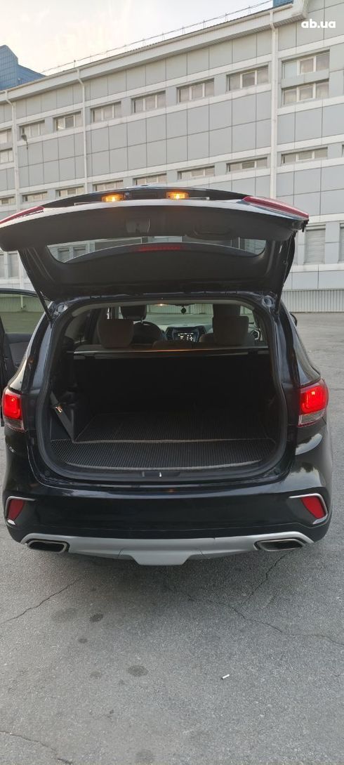 Hyundai Grand Santa Fe 2017 черный - фото 6