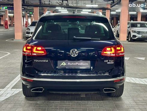 Volkswagen Touareg 2015 - фото 2