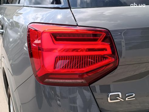 Audi Q2 2018 серый - фото 13