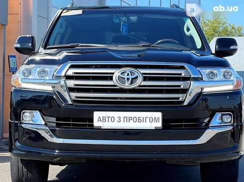 Toyota Land Cruiser 2019 - фото 5