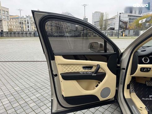 Bentley Bentayga 2018 - фото 11