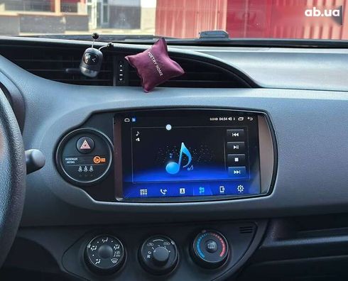 Toyota Yaris 2018 - фото 19