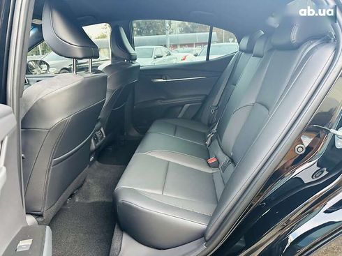 Toyota Camry 2025 - фото 21
