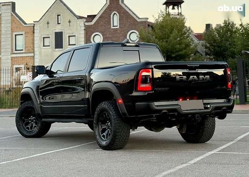 RAM 1500 2020 - фото 12