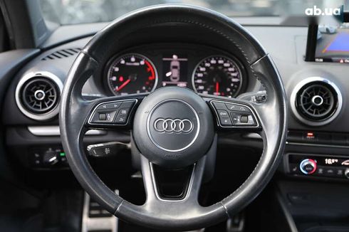 Audi A3 2016 - фото 12
