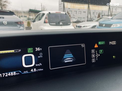 Toyota Prius 2016 черный - фото 19