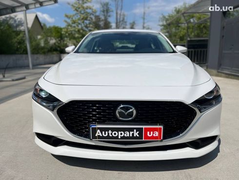 Mazda 3 2019 белый - фото 3