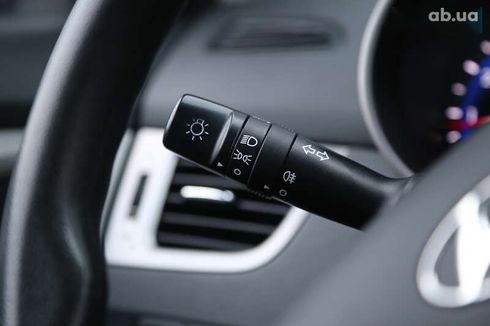 Hyundai Elantra 2012 - фото 23