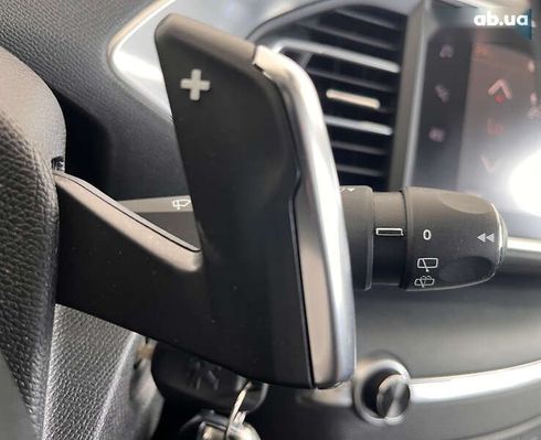 Peugeot 308 2018 - фото 17