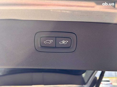 Volvo XC90 2019 - фото 27
