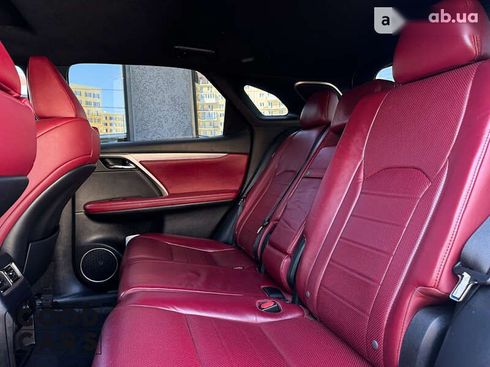 Lexus RX 2017 - фото 26