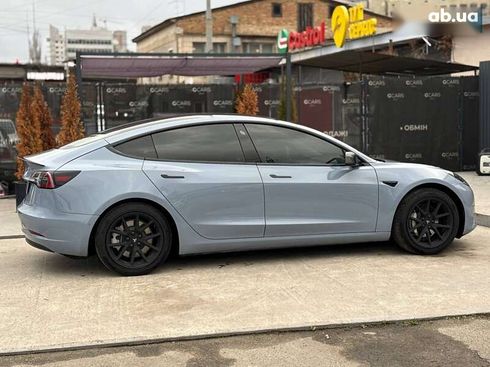 Tesla Model 3 2021 - фото 8