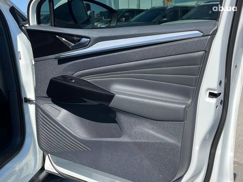 Volkswagen ID.4 2021 белый - фото 108