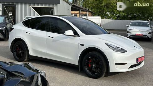 Tesla Model Y 2023 - фото 7