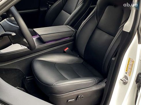 Tesla Model Y 2023 - фото 13