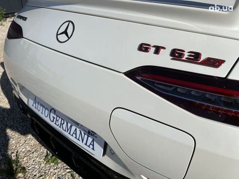 Mercedes-Benz AMG GT 4 2022 - фото 41