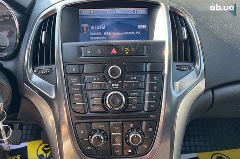Opel Astra 2011 - фото 14