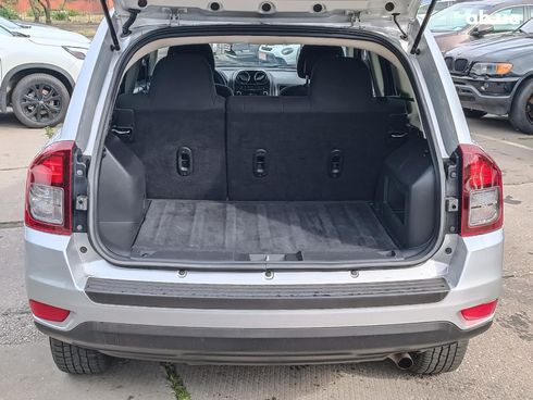 Jeep Compass 2013 серый - фото 11