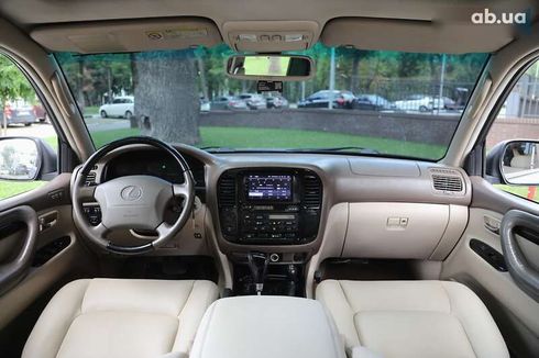Lexus LX 2000 - фото 12