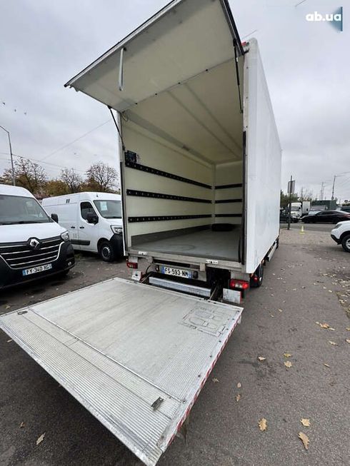 Renault Master 2020 - фото 29