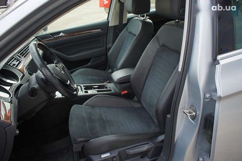 Volkswagen Passat 2018 - фото 20