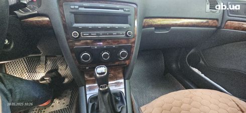 Skoda Octavia 2011 зеленый - фото 19