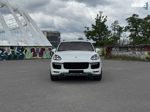 Porsche Cayenne 2015 - фото 11