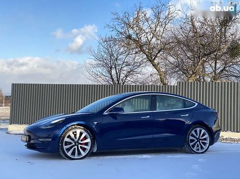 Tesla Model 3 2019 - фото 10