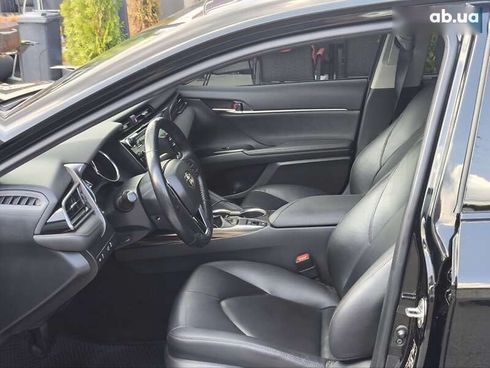 Toyota Camry 2019 - фото 14