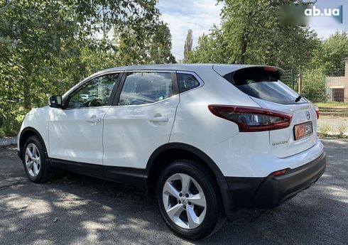 Nissan Qashqai 2021 - фото 16