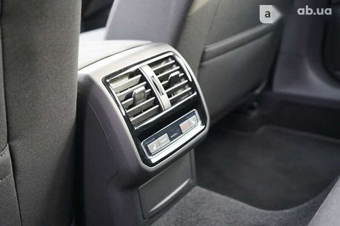 Volkswagen Passat 2020 - фото 16