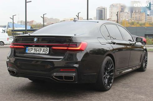 BMW 7 серия 2015 - фото 18