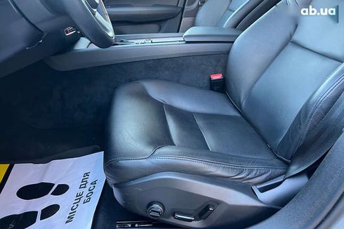 Volvo S60 2020 - фото 12