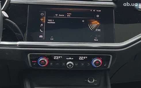 Audi Q3 2019 - фото 25