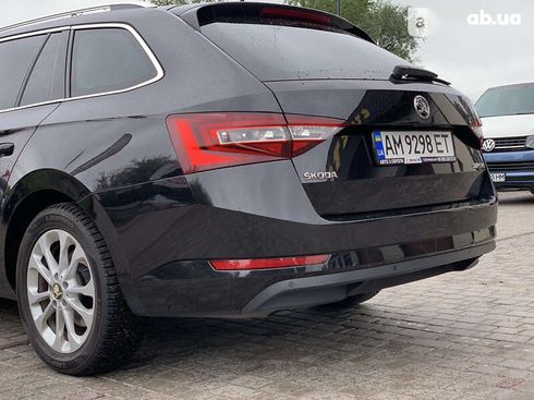 Skoda Superb 2016 - фото 21