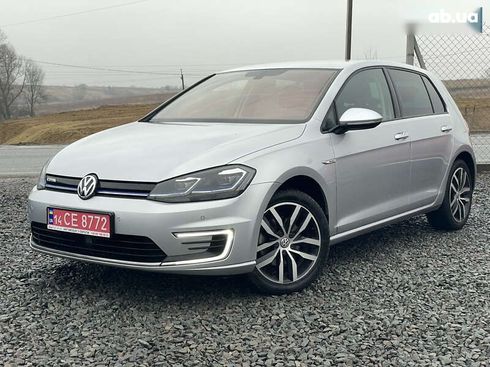 Volkswagen e-Golf 2019 - фото 15